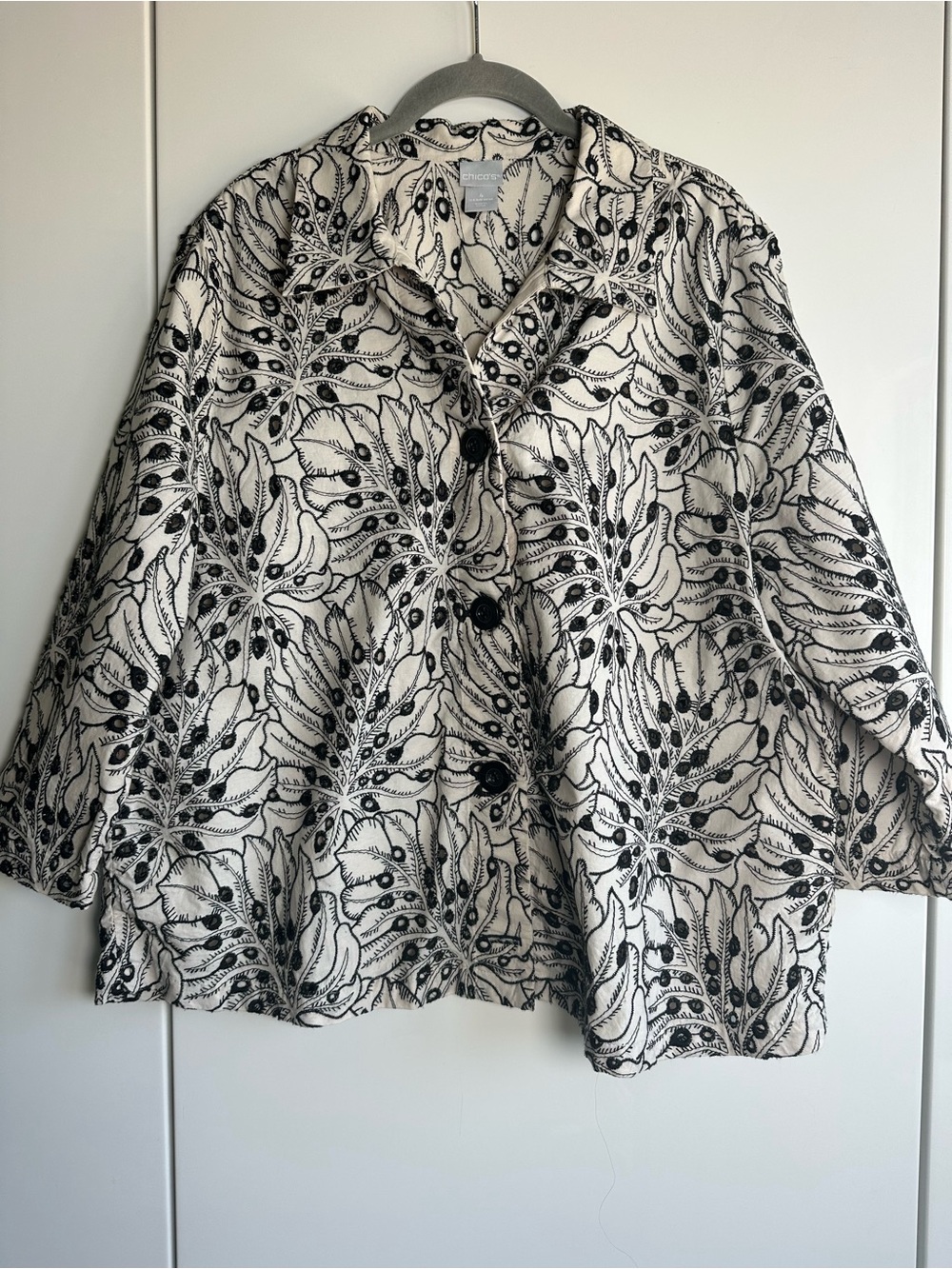 Chico’s Eyelet Button Front Jacket Cream Black Size 4 (XXL) Summer Lightweight